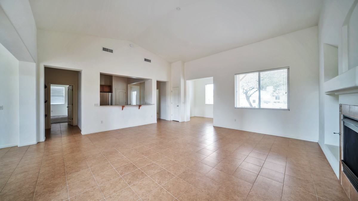 20 E Adytum Pl - Photo 5 of 23
