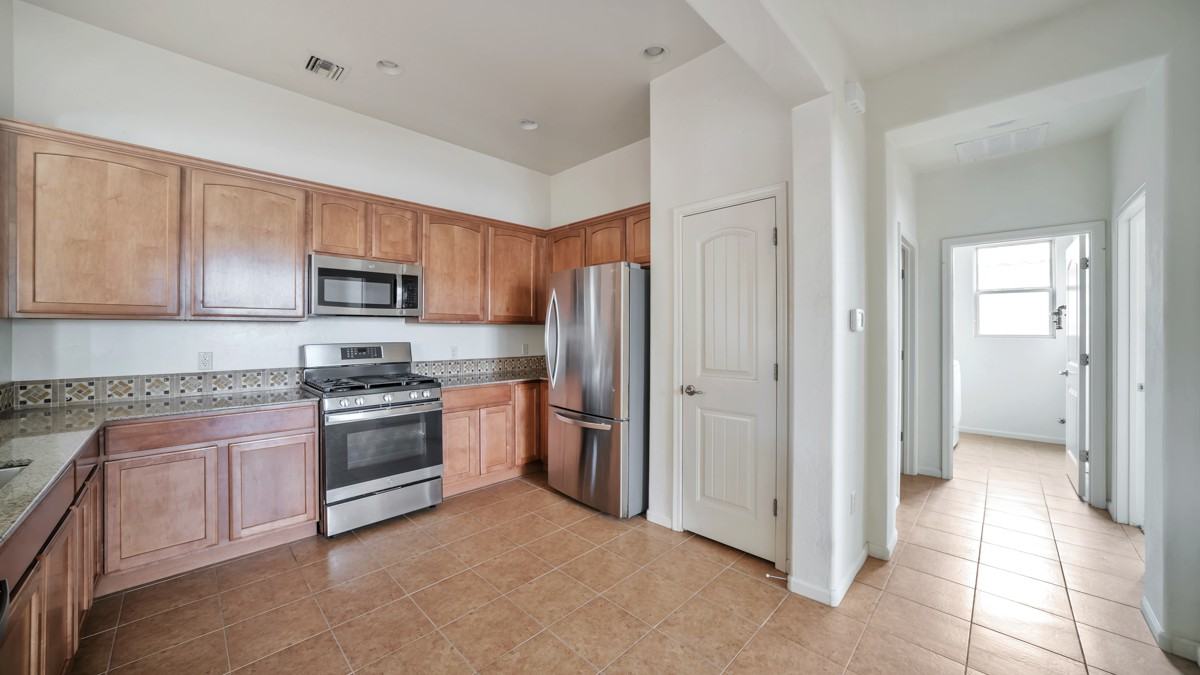 20 E Adytum Pl - Photo 7 of 23