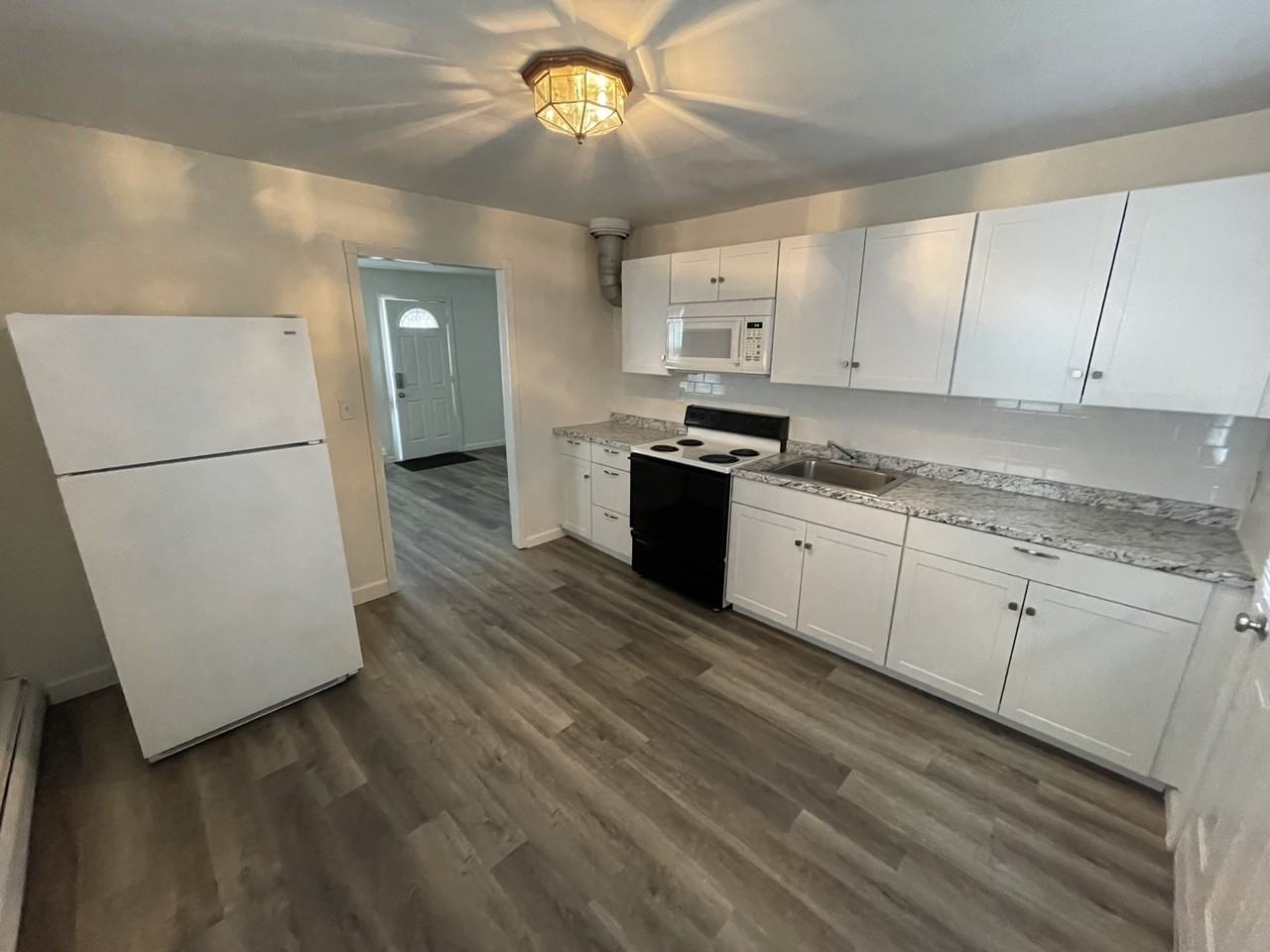 5 Midway Oval - Photo 2 of 14