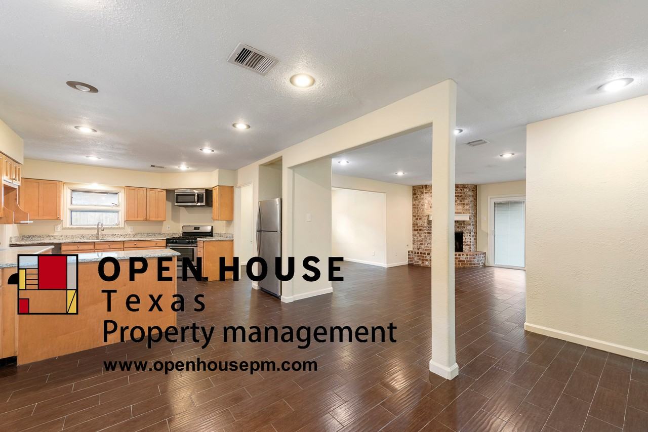 14318 Ella Lee Ln - Photo 2 of 10