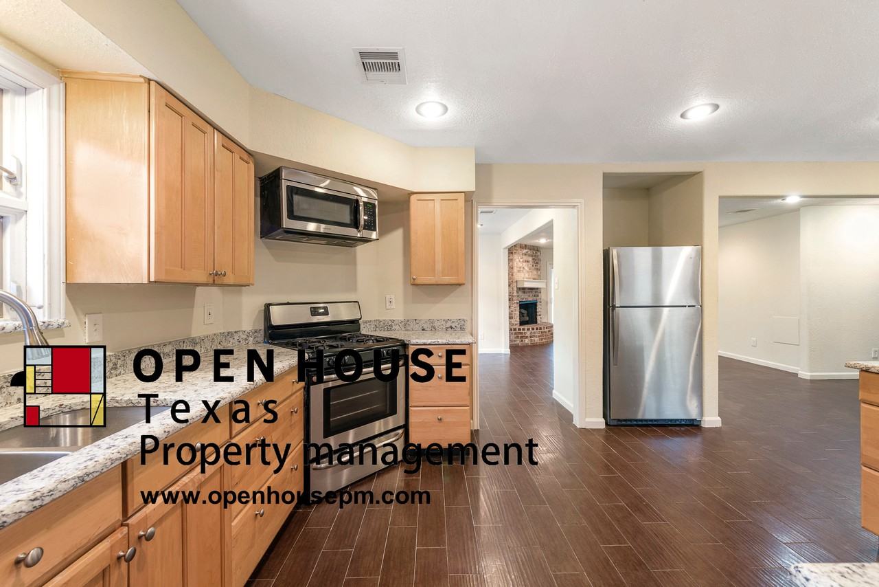 14318 Ella Lee Ln - Photo 3 of 10