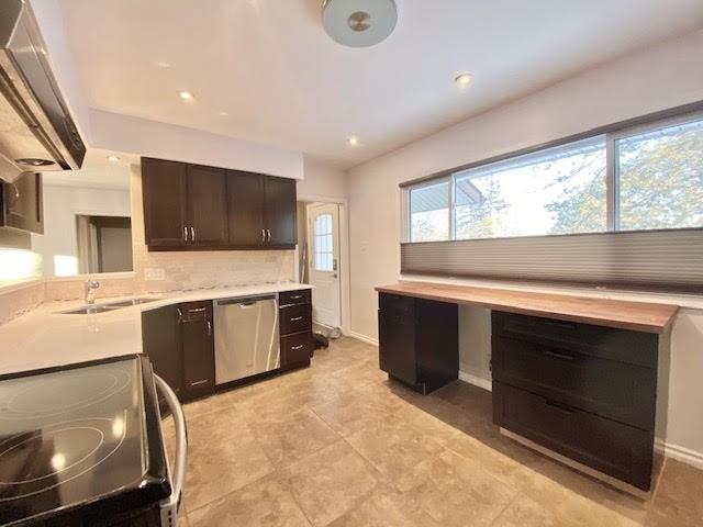 14 Deer Park Cir - Photo 3 of 23