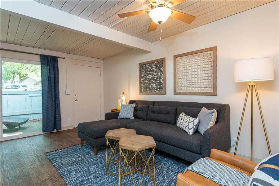 Witham Hill Oaks - Photo 2 of 33