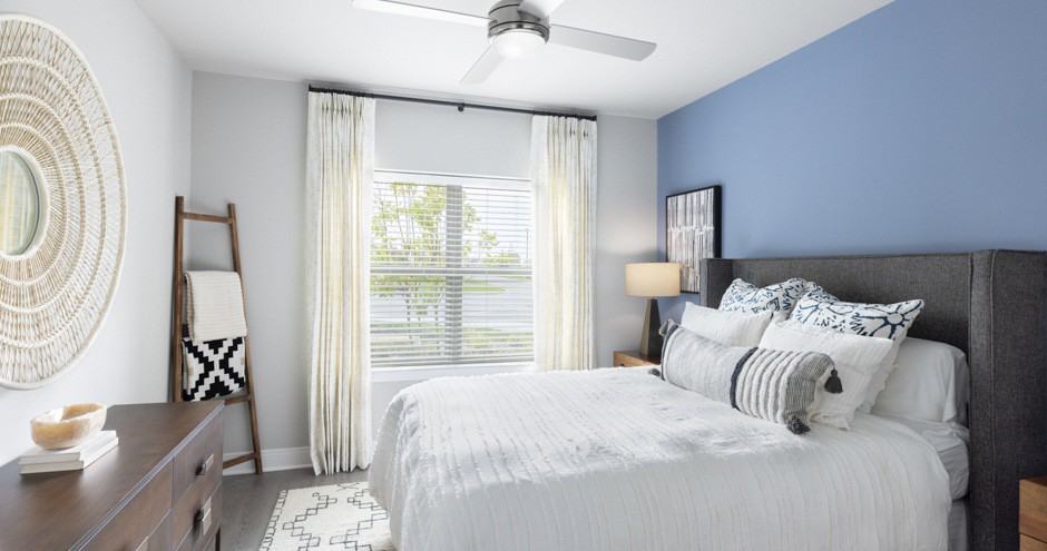 Vale Overland Park Apartments 13331 Hauser St, Overland Park, KS