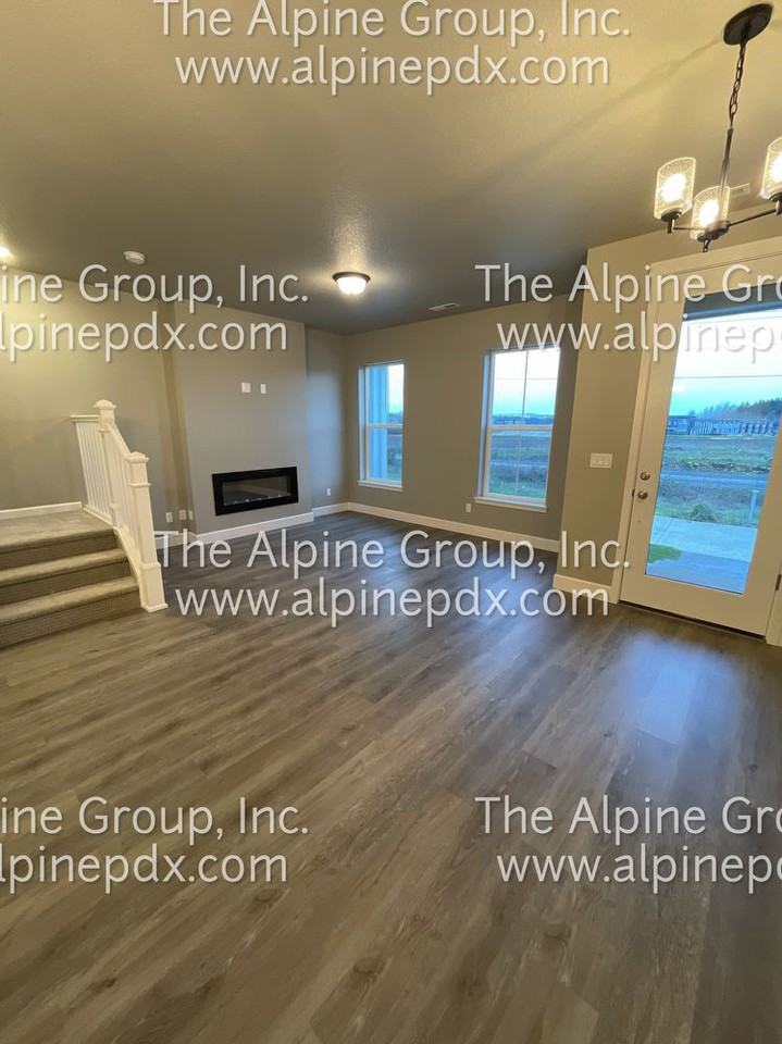 4139 Se Fortress Ln - Photo 2 of 34