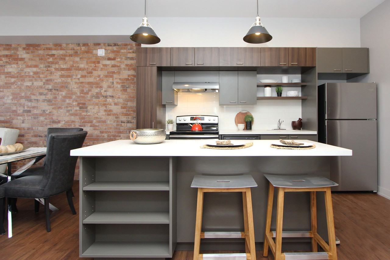 14 King Street East #202 - Photo 2 of 9