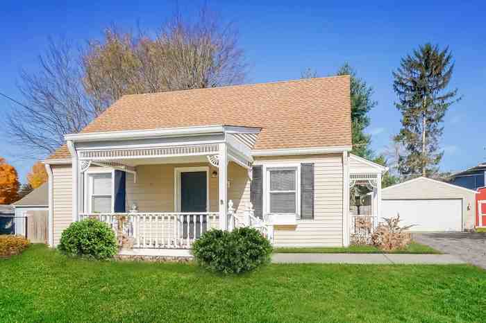 116 South St - Photo 2 of 18