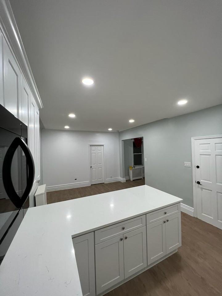 103-33 102nd Street 2 - Photo 3 of 6