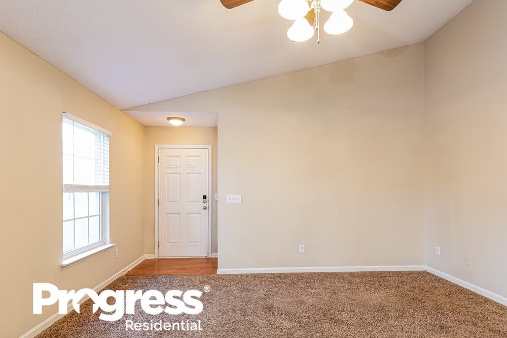 11 Evanwald Ct - Photo 3 of 16