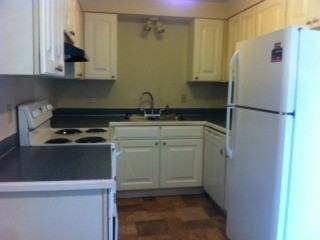 1550 Clay St NE - Photo 3 of 8