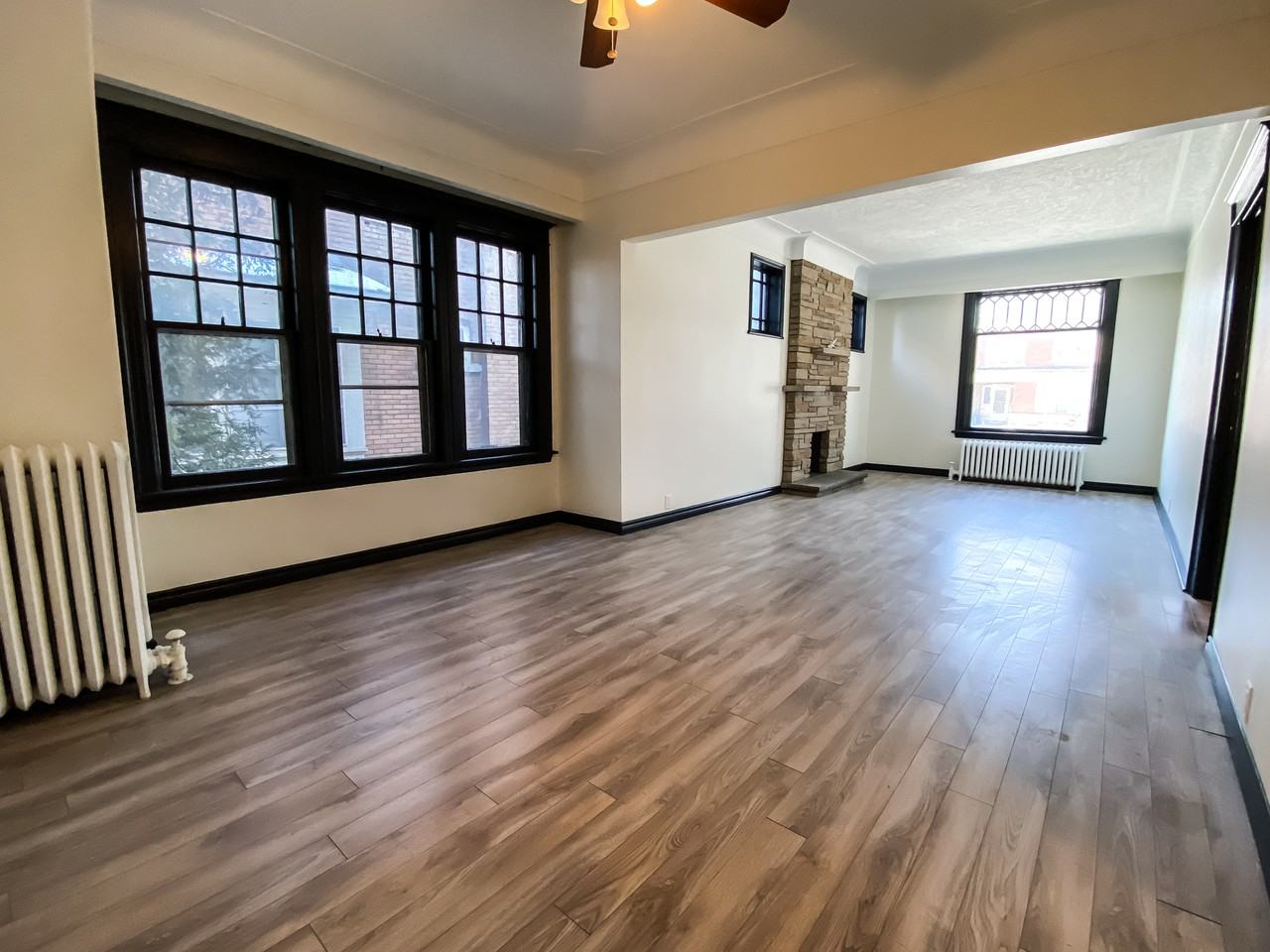 16 Melrose Ave S - Photo 3 of 15