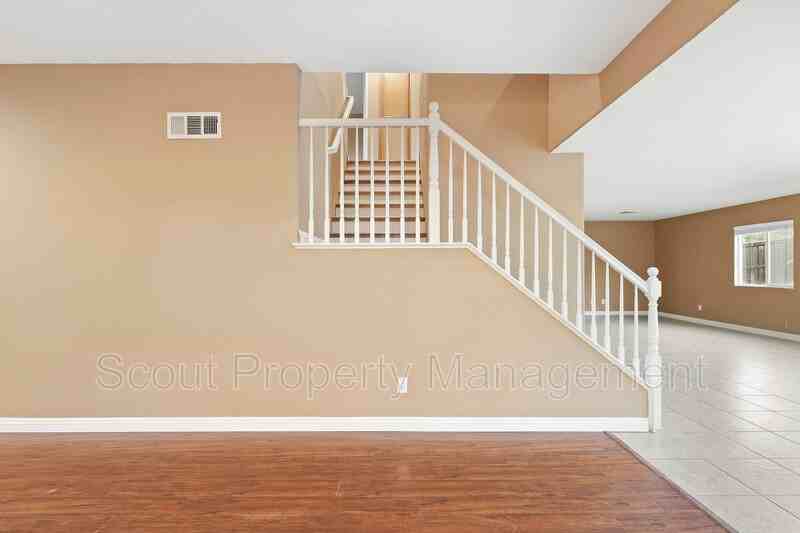 32981 Vine St - Photo 5 of 34