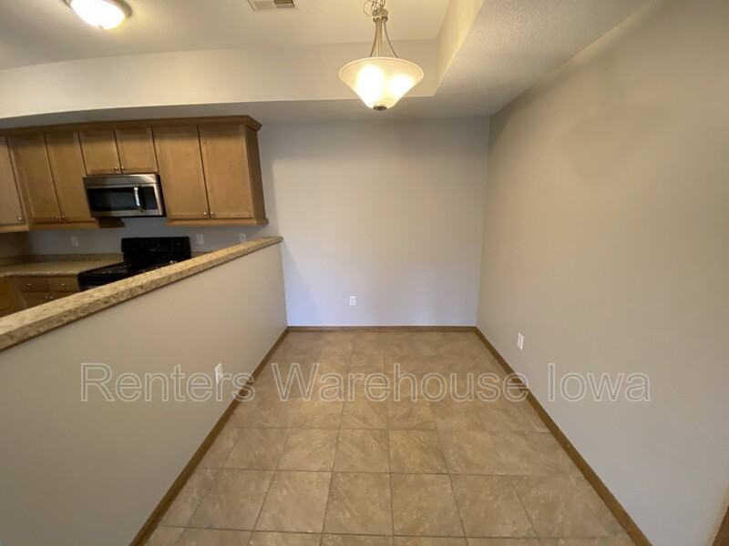 2000 Meadow Ct #506 - Photo 6 of 17