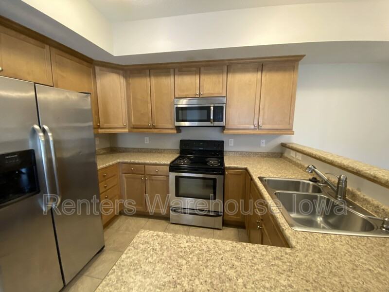 2000 Meadow Ct #506 - Photo 7 of 17