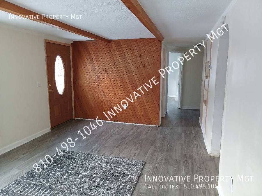 5447 Raymond Ave - Photo 3 of 18