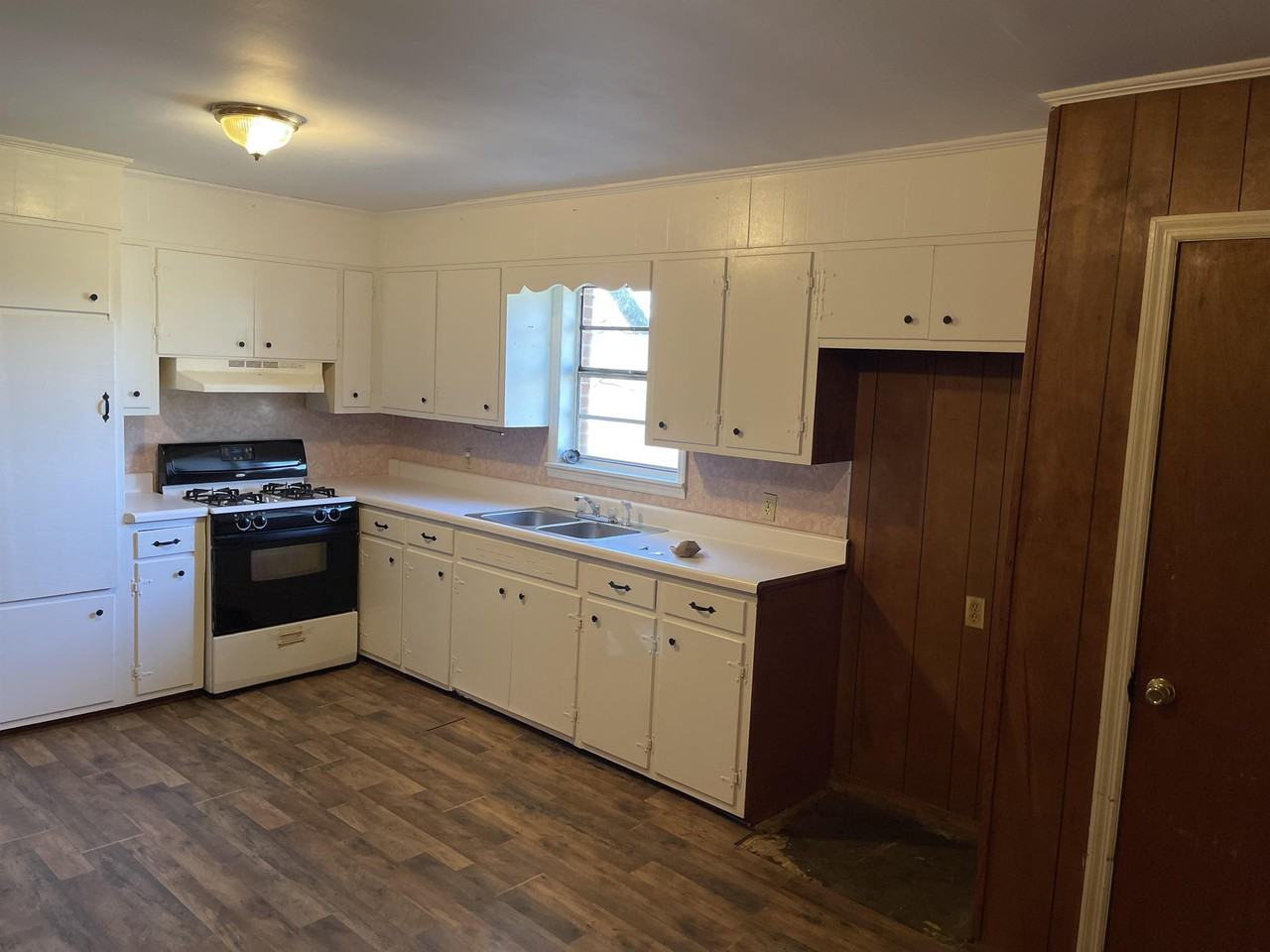 1411 County Road 43 #1 - Photo 3 of 15