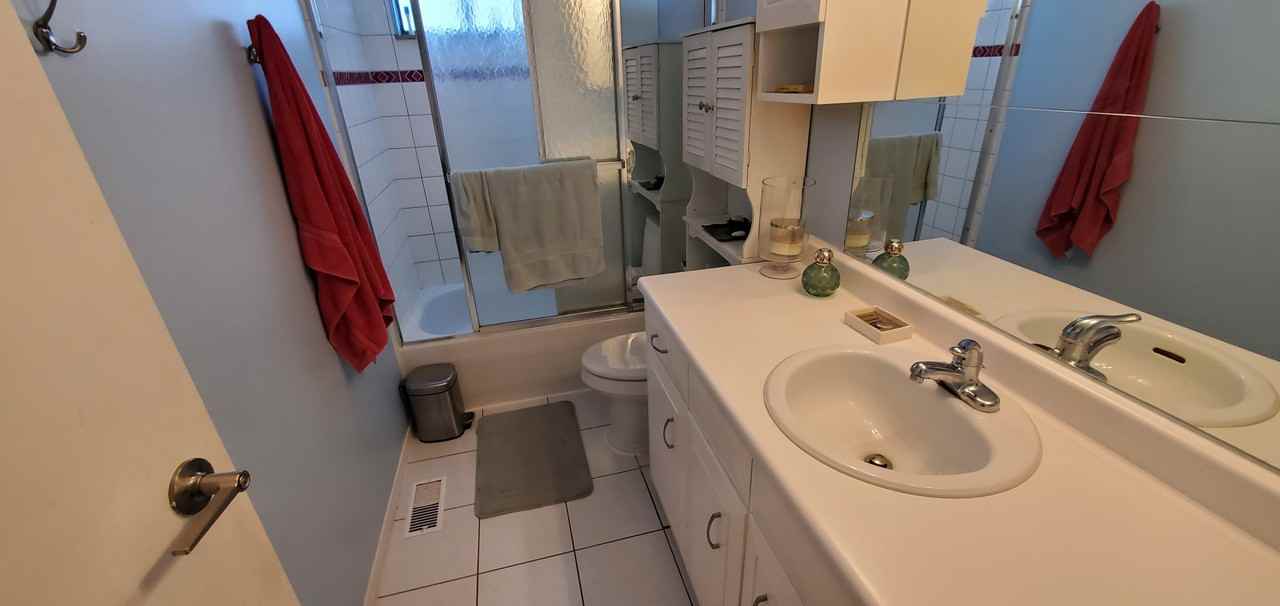 7656 Berkeley Place - Photo 4 of 11