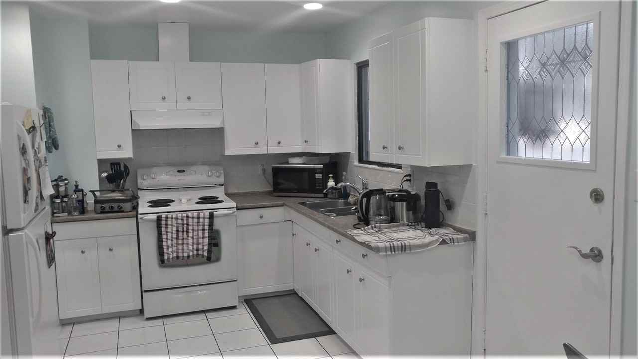 7656 Berkeley Place - Photo 3 of 11