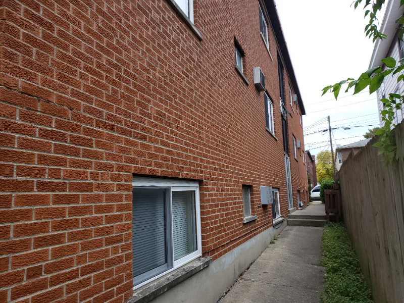 2044 Mills Ave #4 - Photo 2 of 11