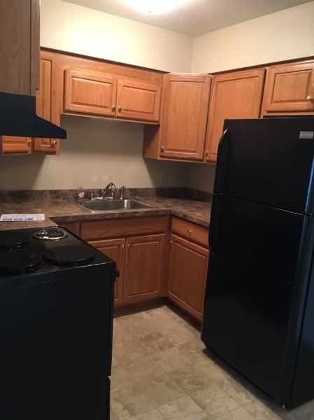 210 W Hack St #4 - Photo 3 of 7