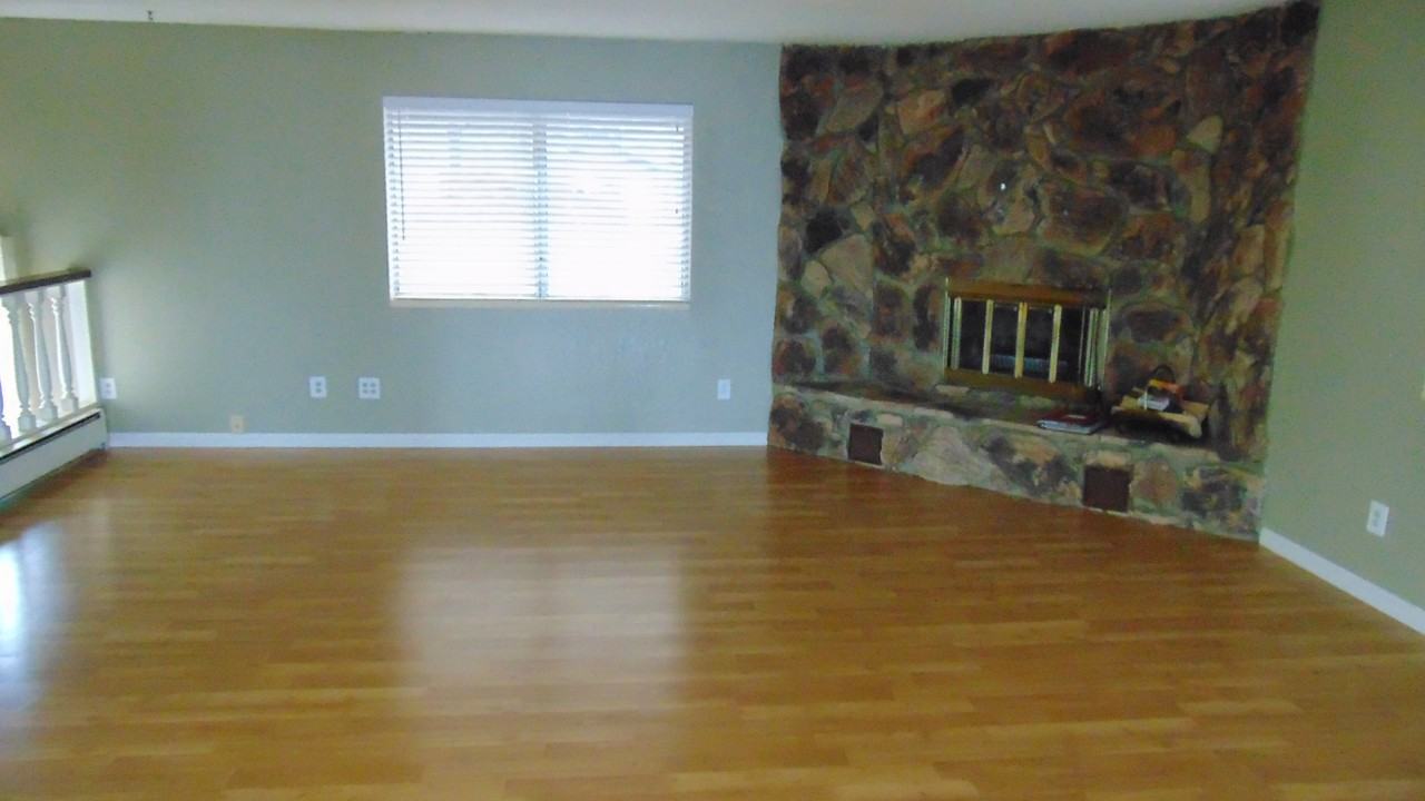 3279 Westwood Dr - Photo 3 of 6