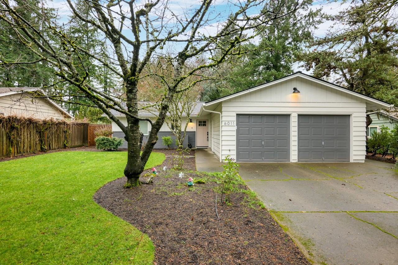 6011 Kenny St - Photo 2 of 23