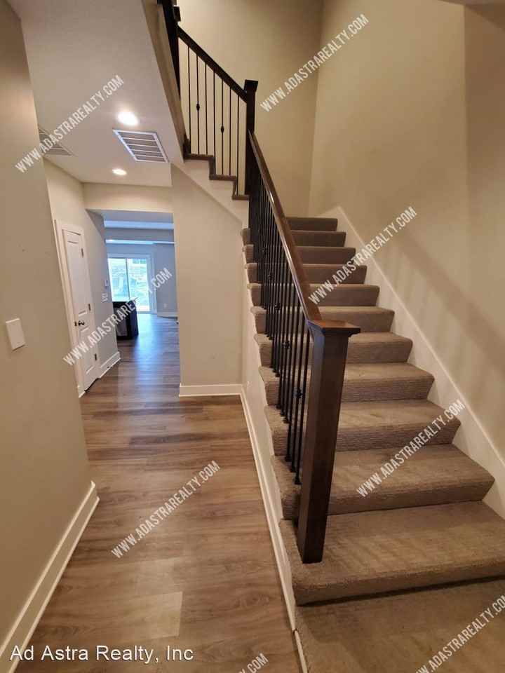 316 N 4th Ter - Photo 3 of 21