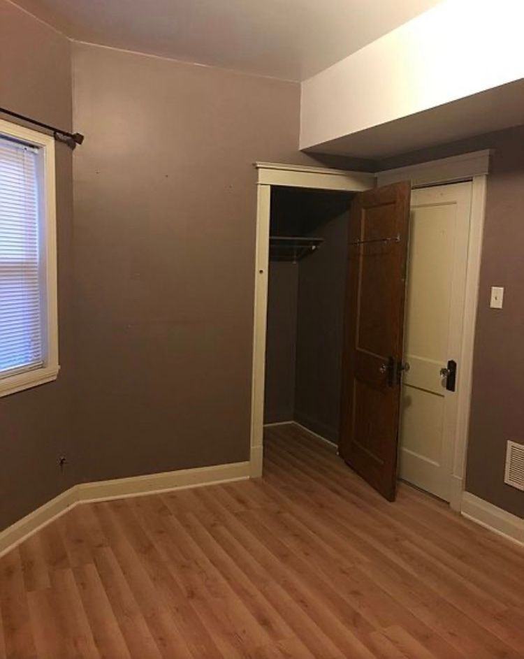 3834 S Archer Ave - Photo 2 of 19
