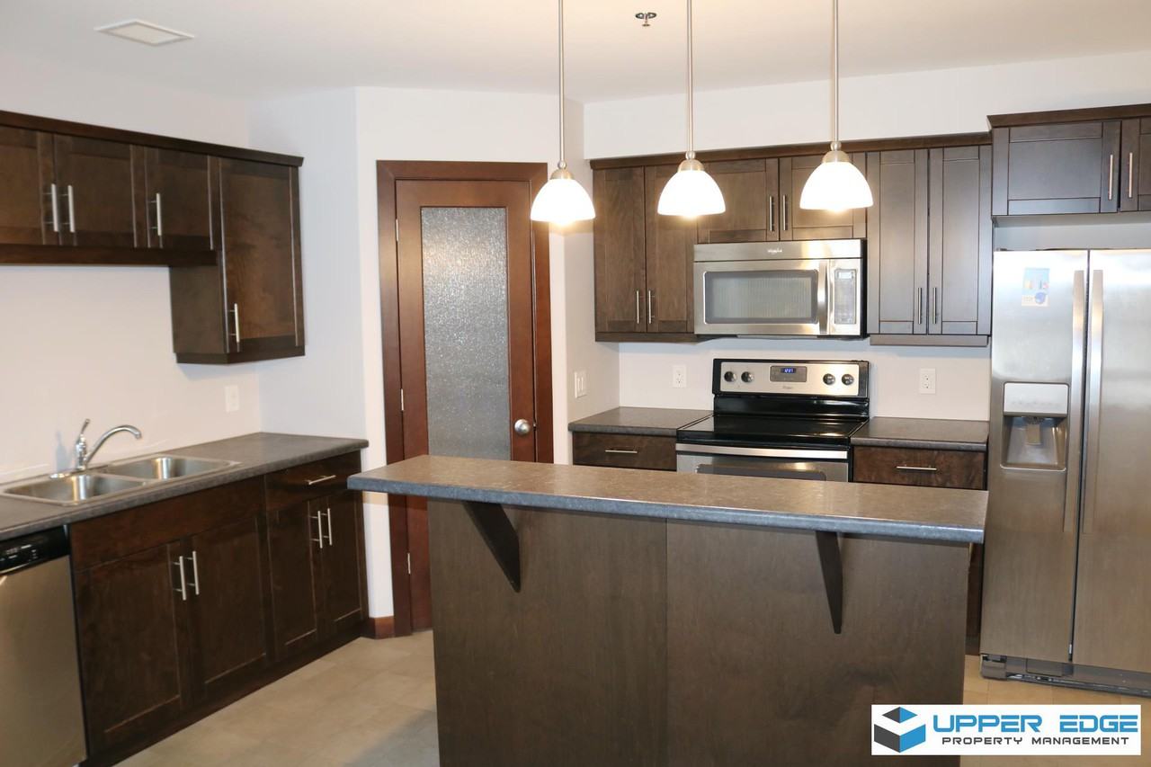 700 Fort Richmond Terrace, Winnipeg, MB R3T 4E4 2 Bedroom Apartment for