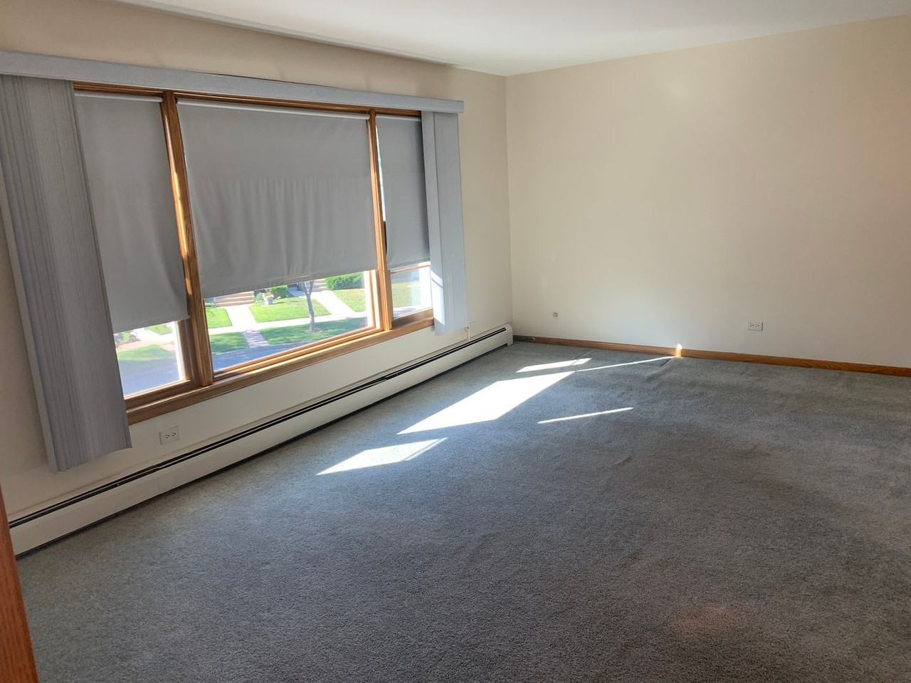 6217 W Huntington St - Photo 2 of 23