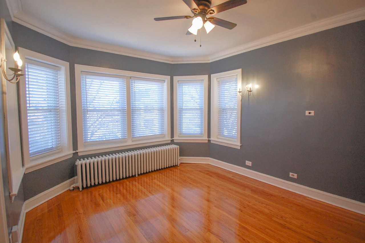 4746 S Tripp Ave - Photo 2 of 20