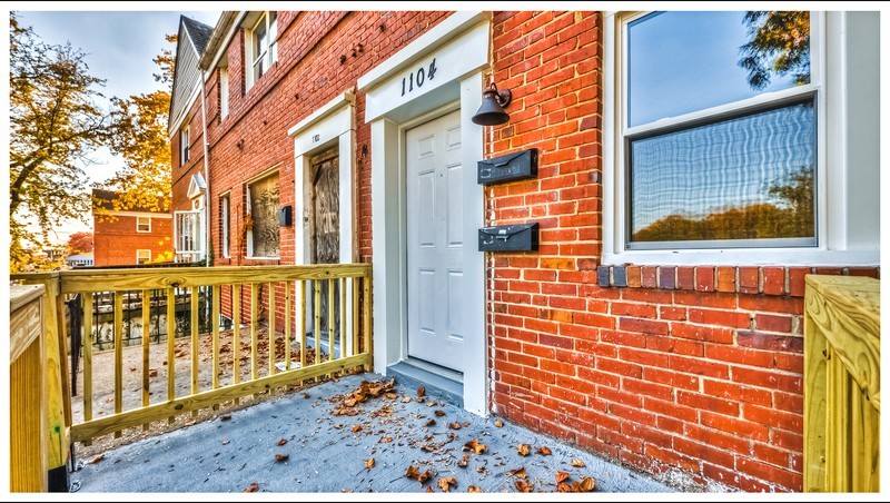 1104 Mount Holly St - Photo 5 of 40