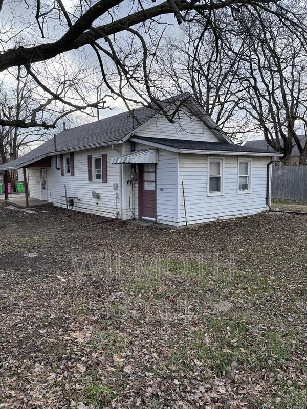 1012 Tuttle Ave - Photo 3 of 10