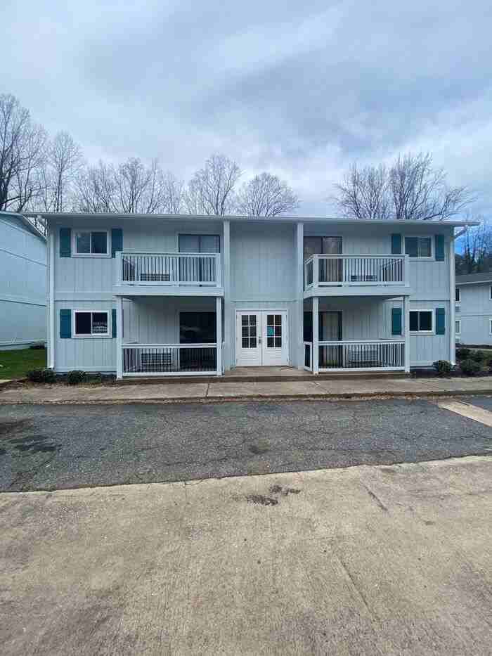 311 Powell Mill Rd #313D