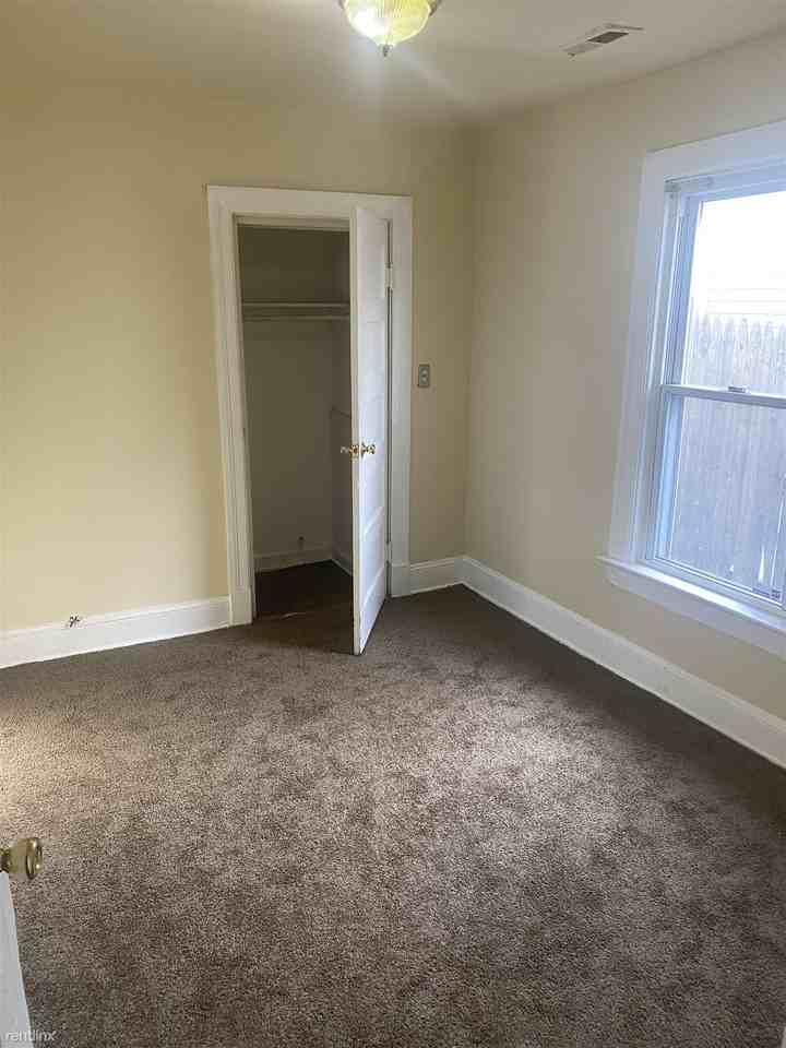 421 Dateleaf Ave - Photo 2 of 27