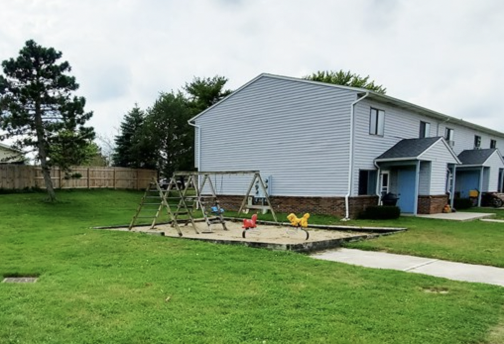 Surrey Lane Apartments 307 Oxford Dr, Greenville, OH 45331 Zumper