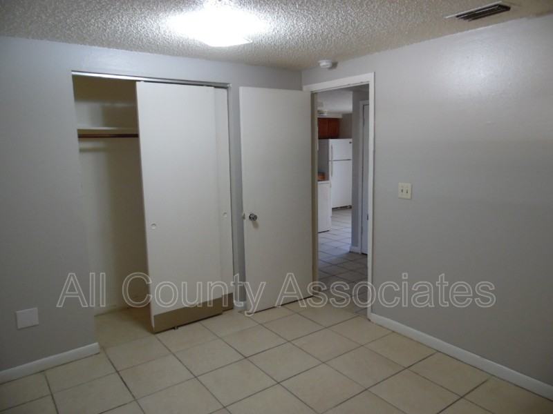 6336 Alaska Ave - Photo 6 of 14