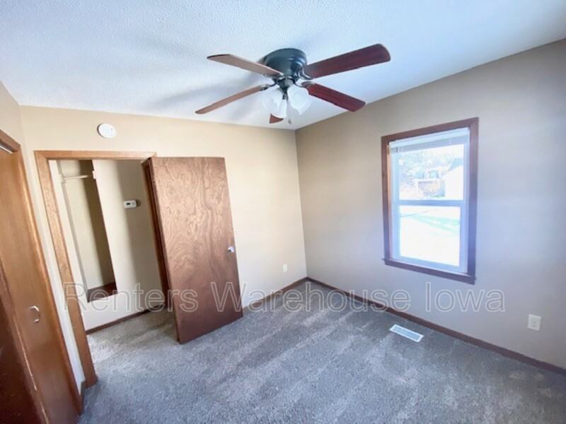 3330 52nd St - Photo 7 of 14