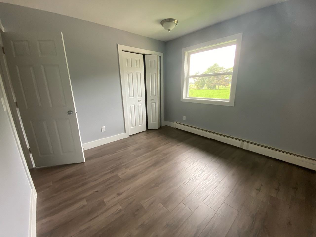 267 Sanford St - Photo 7 of 30