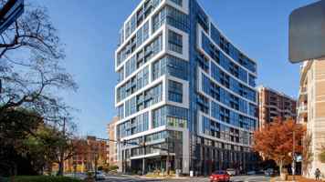 featured image of 4885 Edgemoor Lane