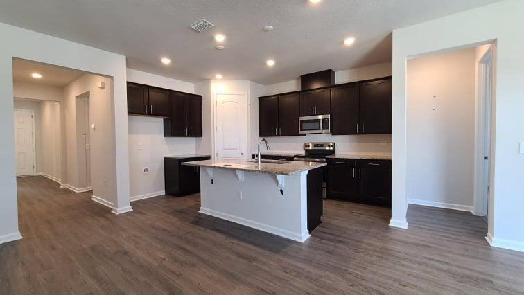 31752 Broadwater Ave - Photo 3 of 18
