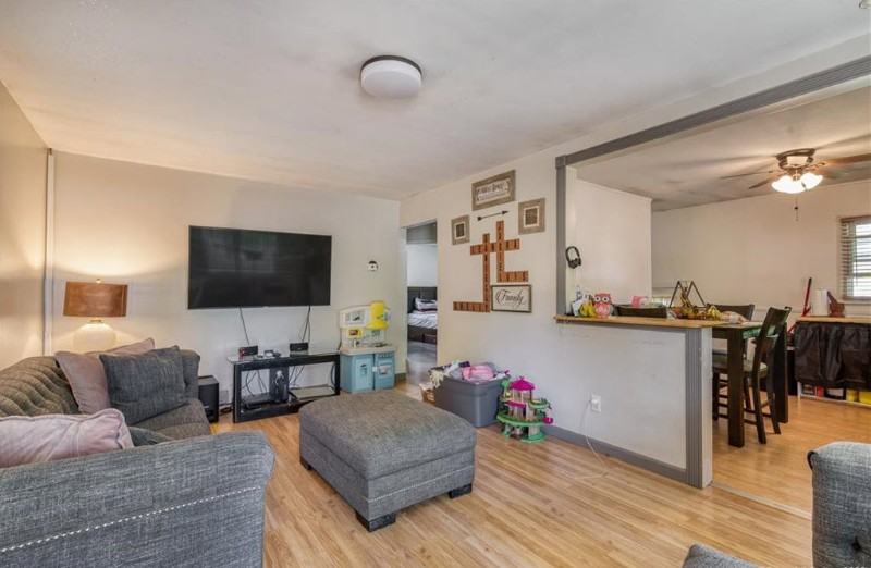 212 Buena Vista Ave #212 - Photo 2 of 14