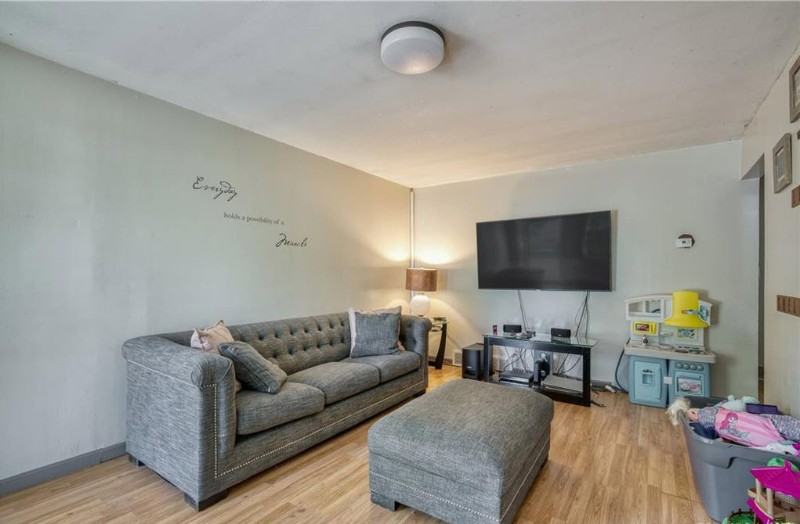 212 Buena Vista Ave #212 - Photo 3 of 14