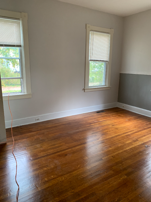 4502 Fernhill Ave - Photo 2 of 7