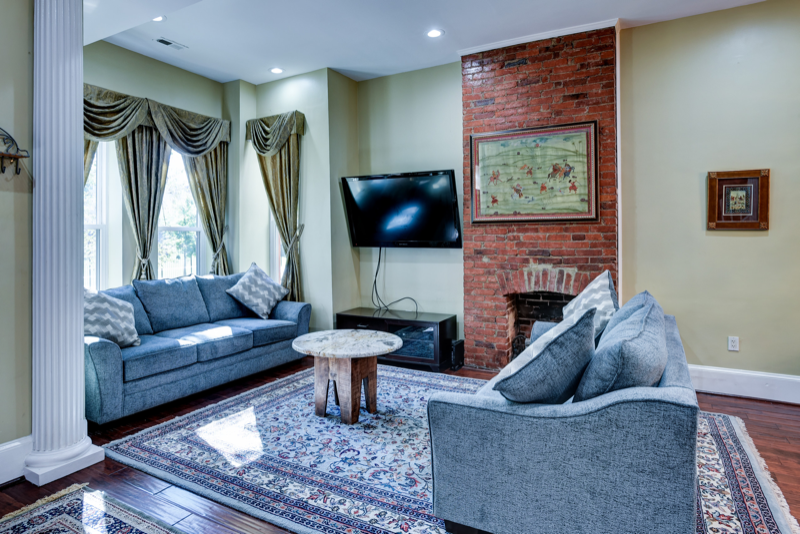 609 P Street Northwest #A - Photo 3 of 42