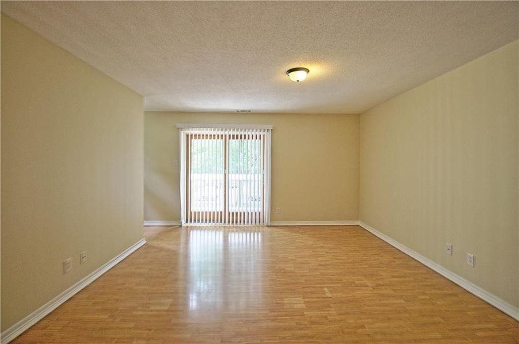 24 Sweetgum Ln #24 - Photo 2 of 20