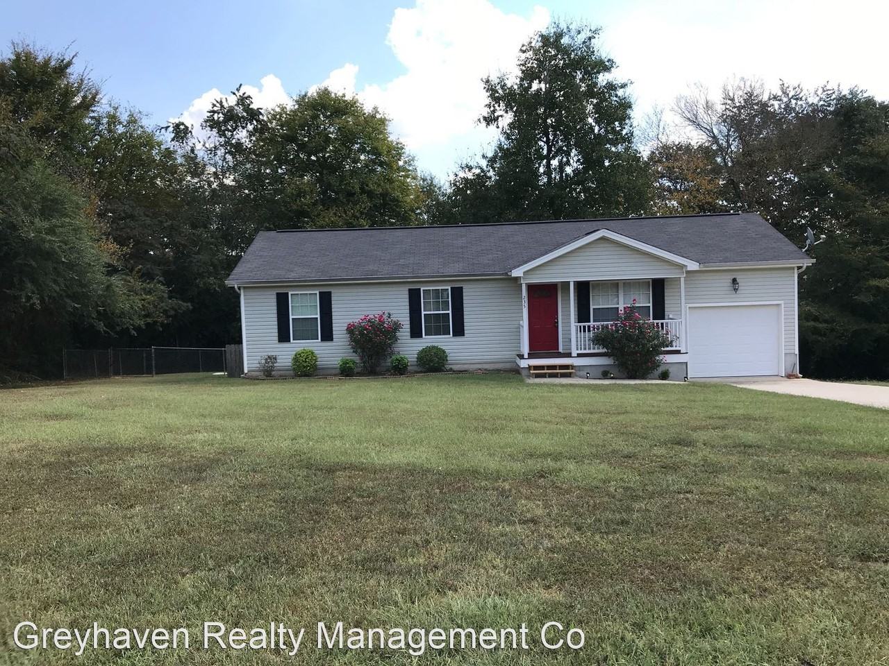 235 Dogwood Cir - Photo 2 of 39