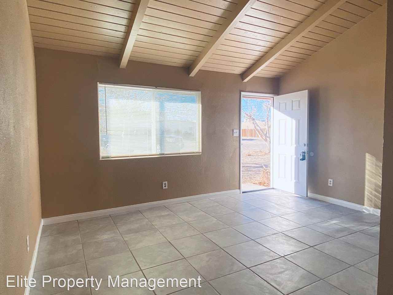 720 W Atkins Ave - Photo 3 of 7