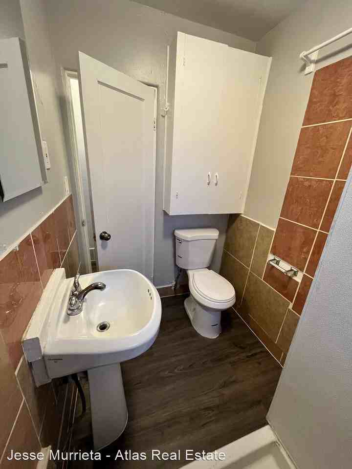 8816 N 6th Pl - Photo 2 of 7