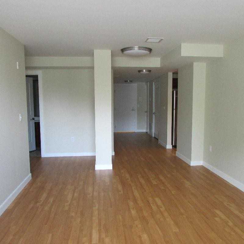 29 Pond St - Photo 2 of 12